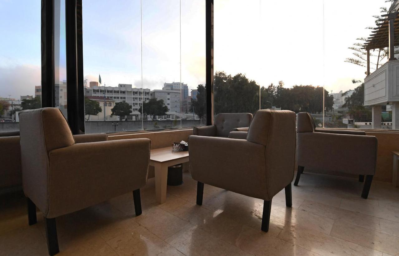 Azd Hotel Abha Exteriör bild